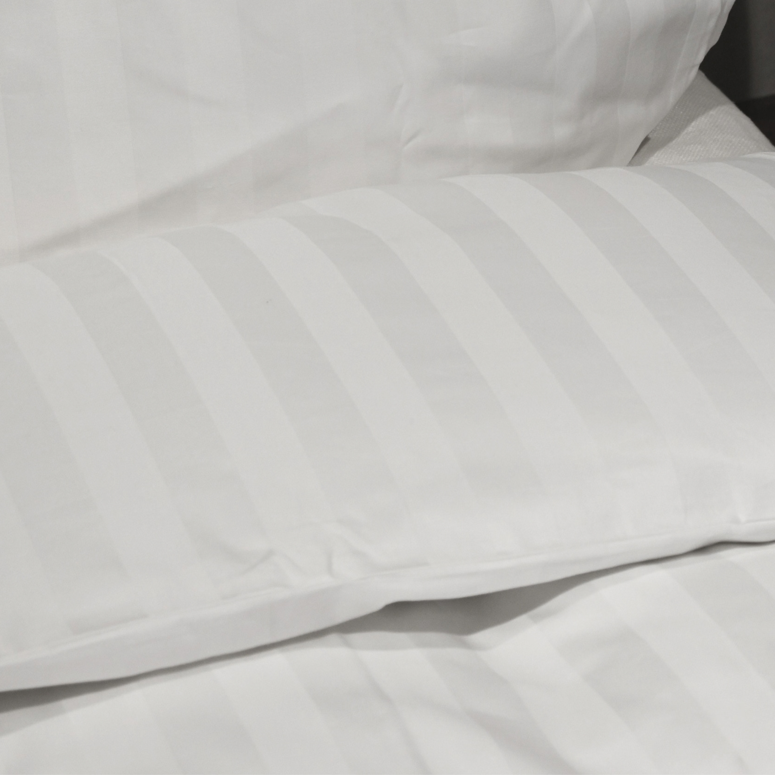 Hotel bedding, 100% cotton