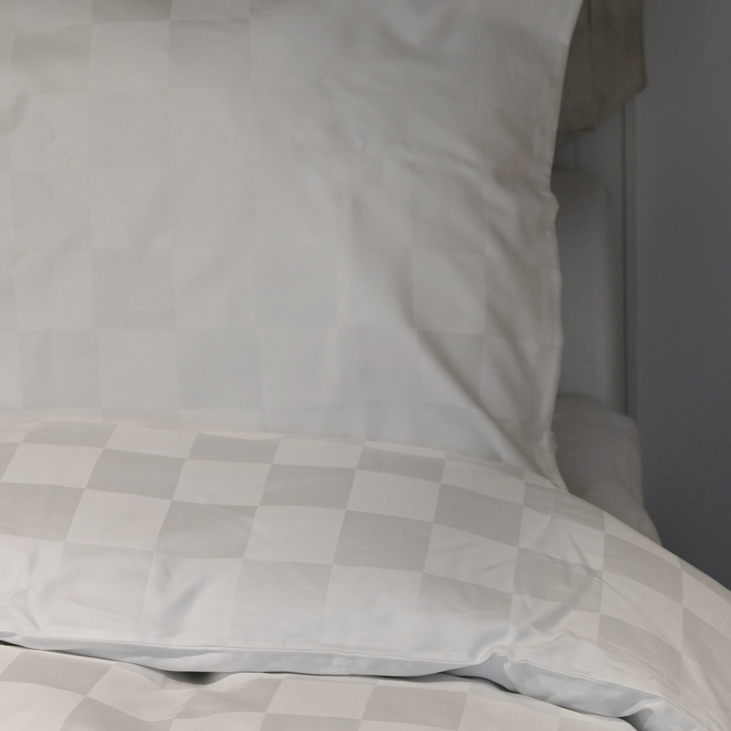 Hotel bedding, 100% cotton