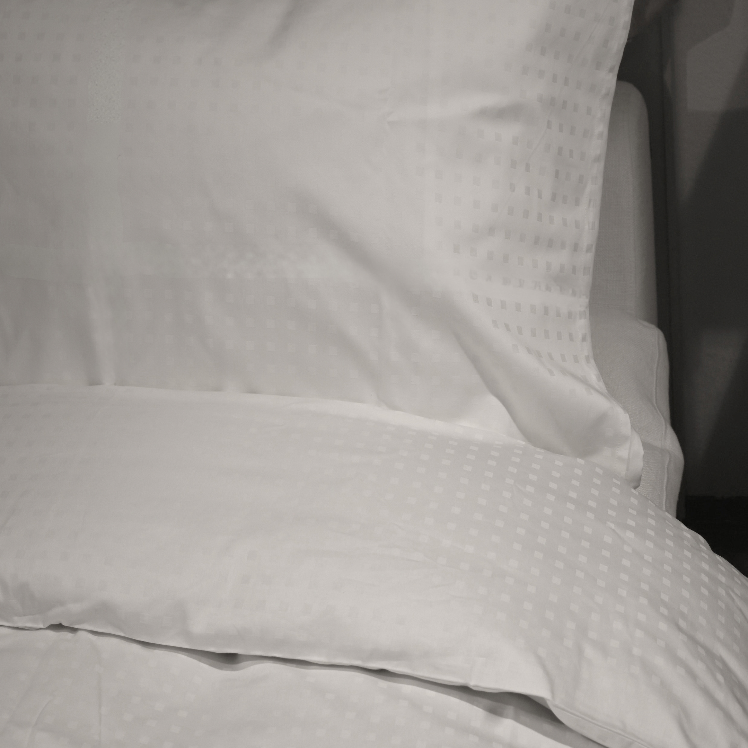 Hotel bedding, 100% cotton