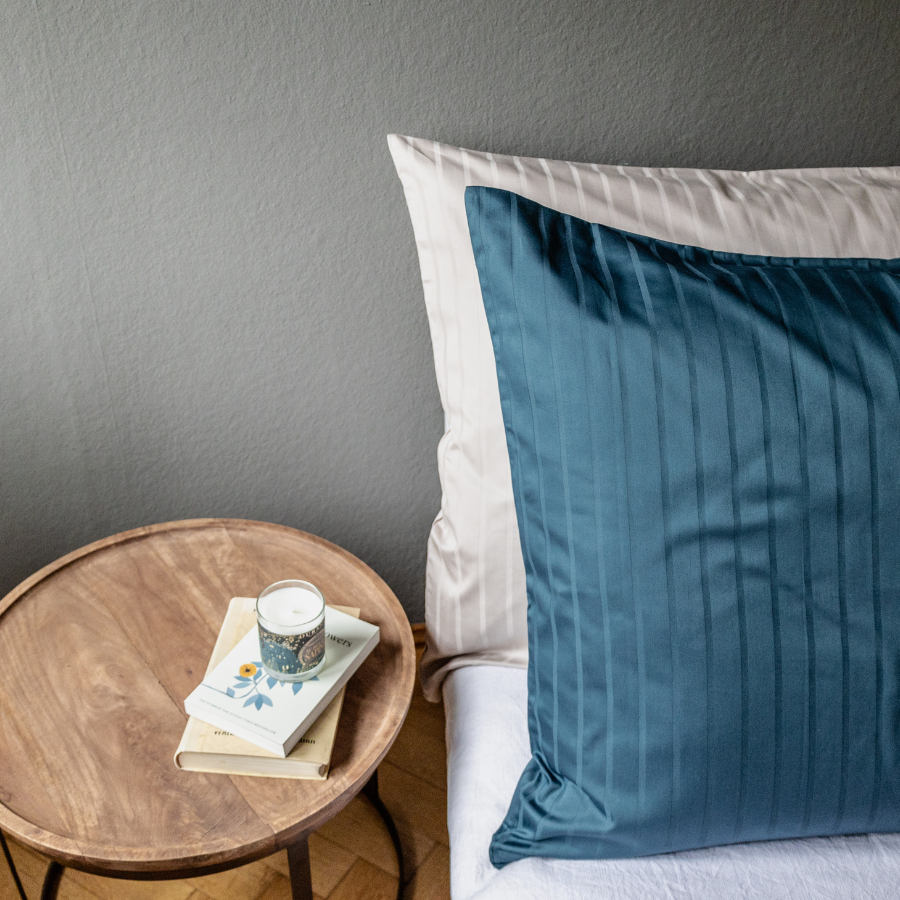 Jacquard-sengelinned med striber, økologisk bomuld