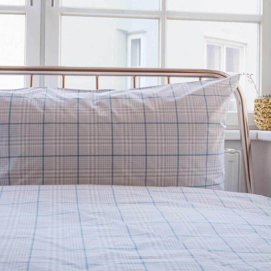 Poplin-sengelinned med tern vævet, økologisk bomuld & Cradle to Cradle Certified® Gold