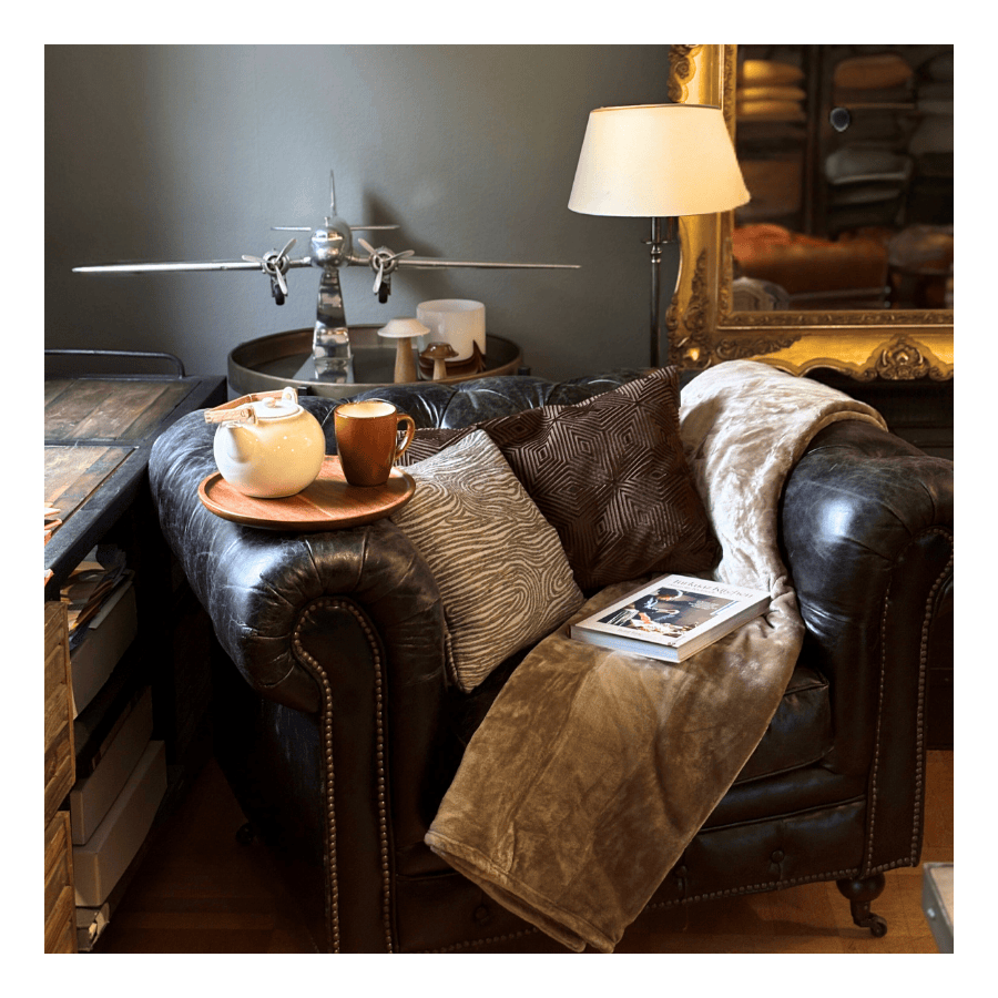 Housse de coussin en velours avec structure ondulée