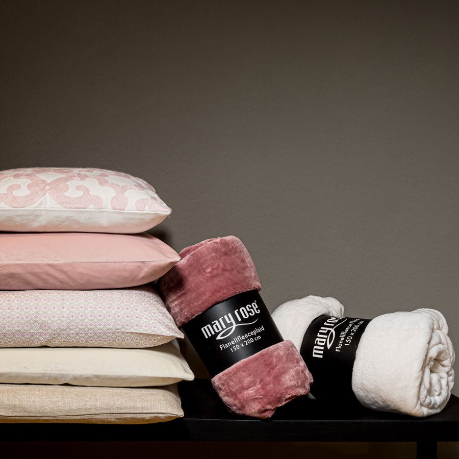 Housse de coussin en tissu traditionnel pour les amateurs de culture